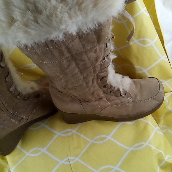 BOOTS WOMAN UNBRANDED - Picture 5 of 8